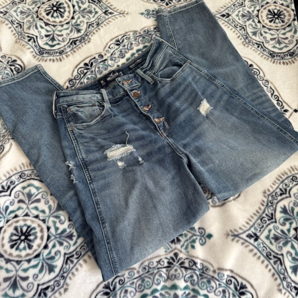 Hollister Ultra High Rise Mom Jeans Sz 5R/27